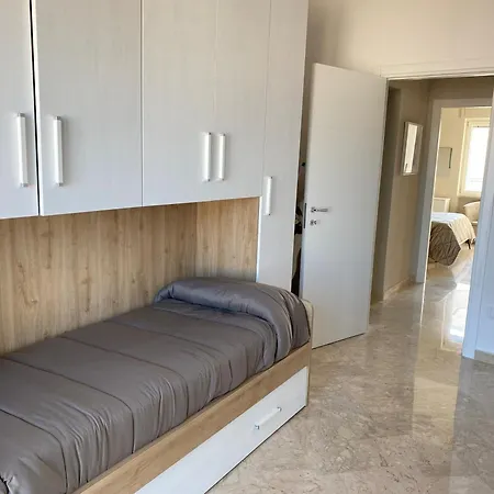Moderno * Lecce